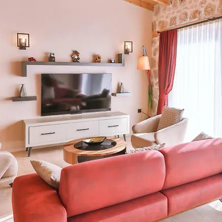 Islamlar Village 2 Bedroom 7013 * 卡尔坎